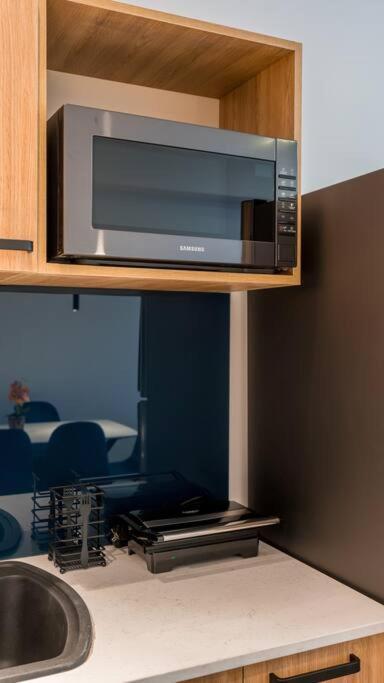 Spacious 2-Bed. Perfect For Family & Friends กูเดาริ ภายนอก รูปภาพ